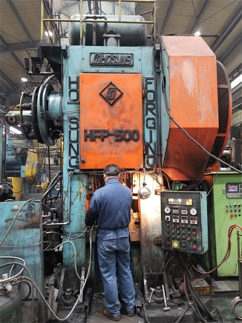 热模锻压力机